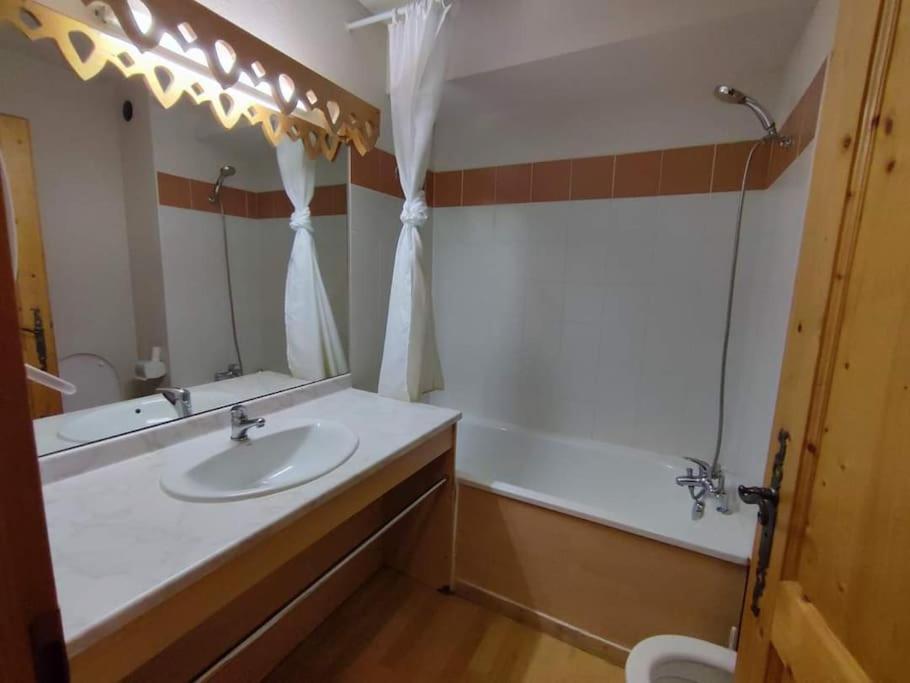 Samoens Residence Grand Tetras 4 Personnes Piscine Zewnętrze zdjęcie